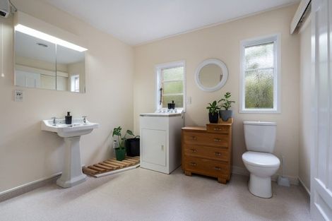 Photo of property in 36 Middleton Road, Kew, Dunedin, 9012