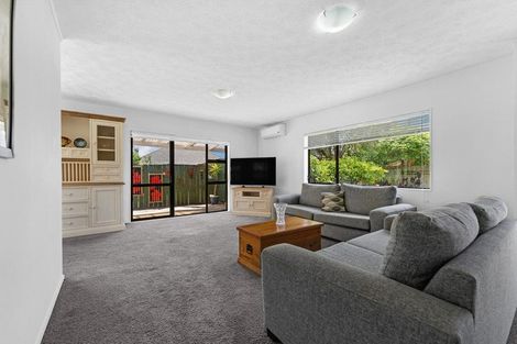 Photo of property in 8/39 Swanson Road, Henderson, Auckland, 0610