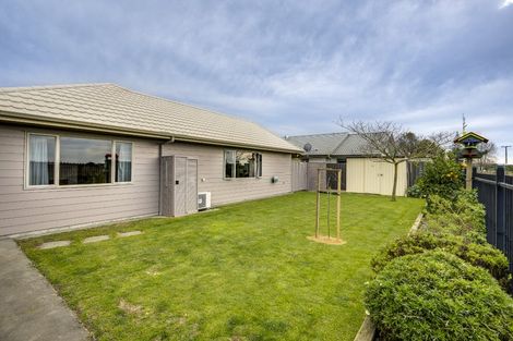 Photo of property in 17 Mcnaughton Place, Onekawa, Napier, 4110