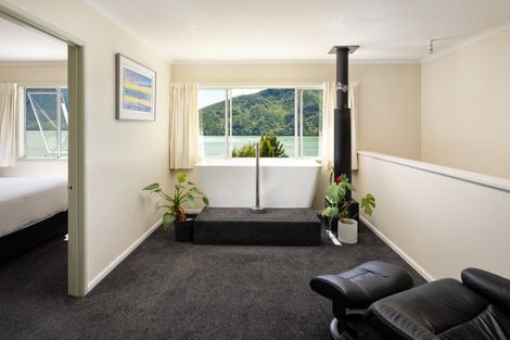 Photo of property in 69 Moenui Road, Havelock, Picton, 7281