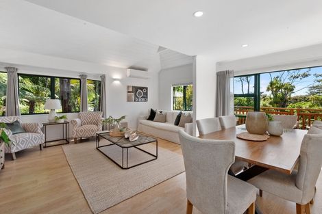 Photo of property in 47 Emlyn Place, Torbay, Auckland, 0630