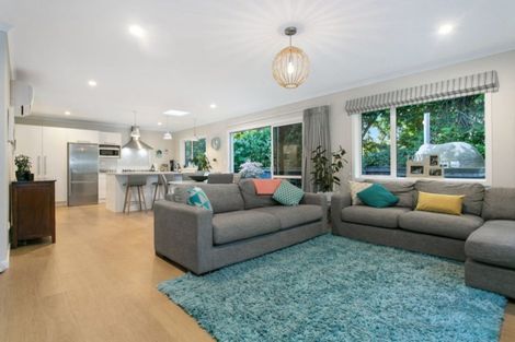 Photo of property in 28c Hamilton Road, Cambridge, 3434