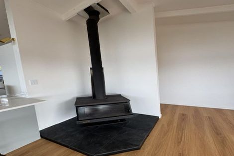 Photo of property in 3 Hartley Terrace, Massey, Auckland, 0614