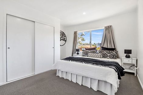Photo of property in 2/26 Arawa Street, New Lynn, Auckland, 0600