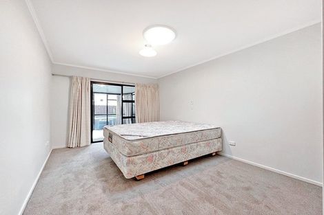 Photo of property in 1/17 Milford Road, Milford, Auckland, 0620