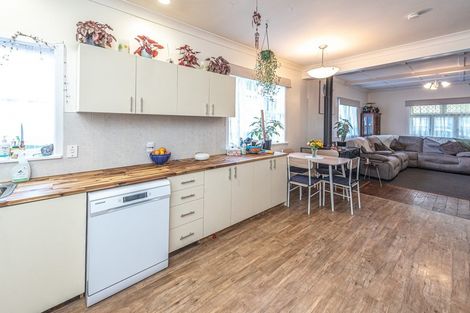 Photo of property in 17 Te Mawae Street, Whanganui East, Whanganui, 4500