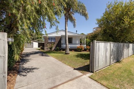 Photo of property in 2 Novelle Grove, Papamoa Beach, Papamoa, 3118