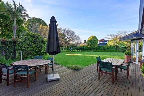 Photo of property in 9a Karaka Grove, Waikanae, 5036