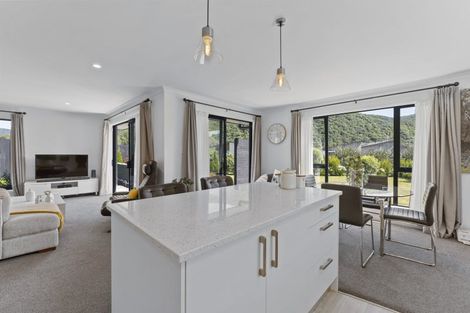Photo of property in 18 Discovery Way, Waikawa, Picton, 7220