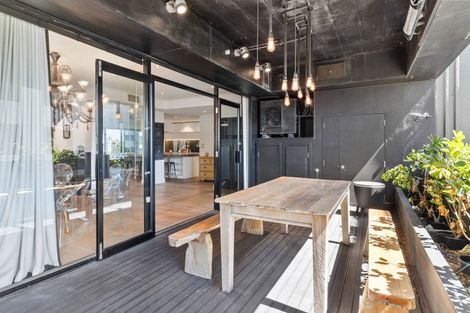 Photo of property in 9d/2 Saint Martins Lane, Grafton, Auckland, 1010