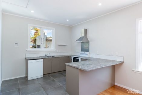 Photo of property in 316 Stokes Valley Road, Stokes Valley, Lower Hutt, 5019