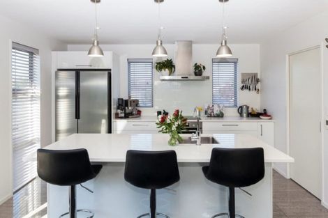 Photo of property in 9 Foresters Crescent, Parklands, Christchurch, 8083