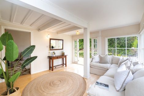 Photo of property in 12 Lighthouse Road, Bluff Hill, Napier, 4110