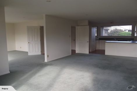 Photo of property in 65 Ti Rakau Drive, Pakuranga, Auckland, 2010