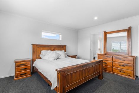 Photo of property in 349 One Tree Point Road, One Tree Point, 0118