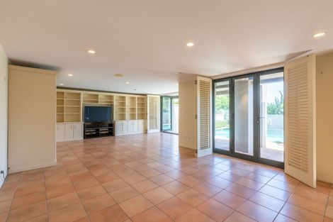 Photo of property in 34 Ngaiwi Street, Orakei, Auckland, 1071