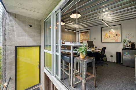 Photo of property in 64a Orangi Kaupapa Road, Northland, Wellington, 6012