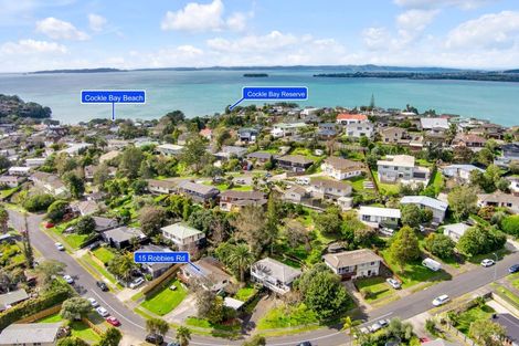 Photo of property in 15 Robbies Road, Shelly Park, Auckland, 2014