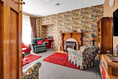 Photo of property in 70 Collins Street, Hawera, 4610