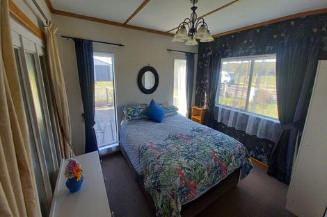 Photo of property in 33 Clifden Highway, Tuatapere, 9620