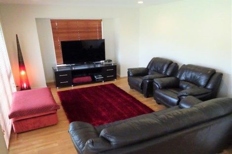 Photo of property in 16 Ridgeway Drive, Greymouth, 7805
