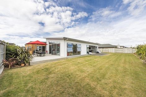 Photo of property in 60 Rodeo Drive, Kelvin Grove, Palmerston North, 4414