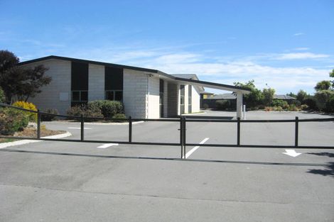 Photo of property in 3 Waitikiri Drive, Parklands, Christchurch, 8083