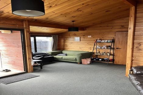 Photo of property in Princeton Gardens, 2/58 Cuba Street, Petone, Lower Hutt, 5012