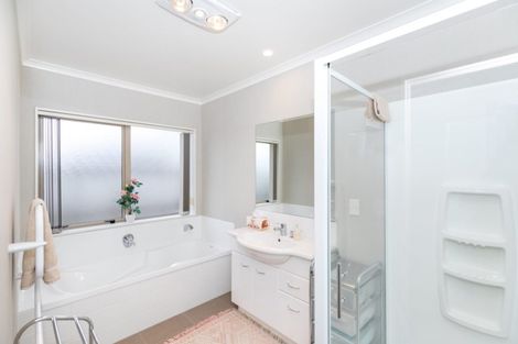 Photo of property in 104 Stirling Drive, Morrinsville, 3300