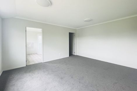 Photo of property in 6a Melleray Place, Randwick Park, Auckland, 2105