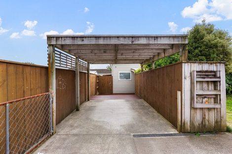 Photo of property in 209a Waddington Drive, Naenae, Lower Hutt, 5011