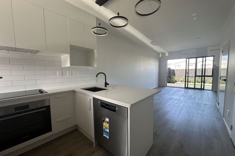 Photo of property in 39 Kiato Lane, Flat Bush, Auckland, 2019
