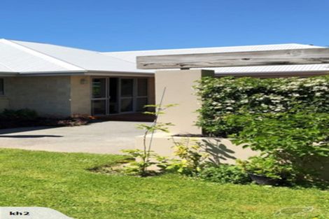 Photo of property in 5 Foresters Crescent, Parklands, Christchurch, 8083