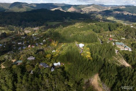 Photo of property in 40 Avro Road, Blue Mountains, Upper Hutt, 5371