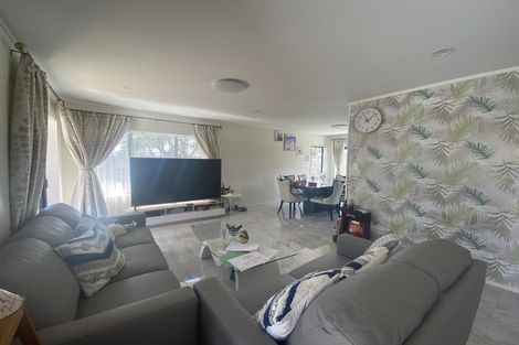 Photo of property in 23 Elderberry Road, Burswood, Auckland, 2013