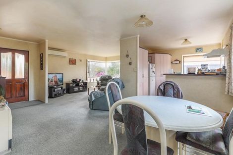 Photo of property in 7 Kirk Lane, Owhata, Rotorua, 3010