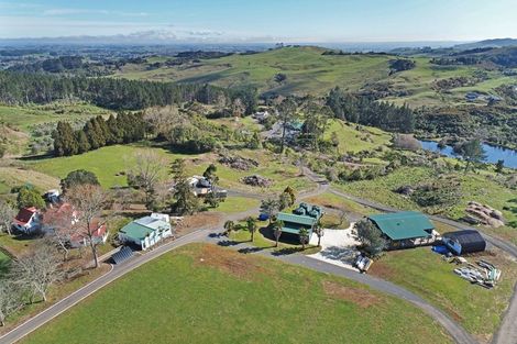 Photo of property in 59 Chamberlain Road, Bombay, 2675