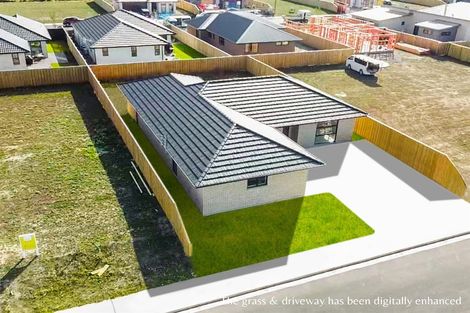 Photo of property in 11 Herridge Street, Woodend, 7691