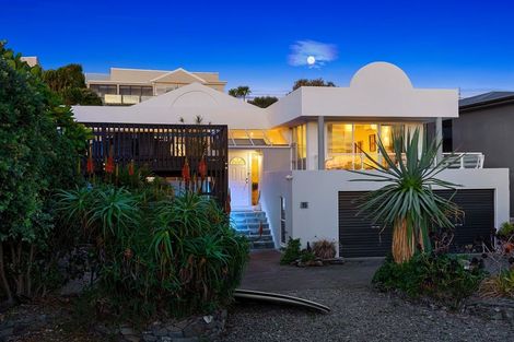 Photo of property in 93 Marine Parade, Paraparaumu Beach, Paraparaumu, 5032