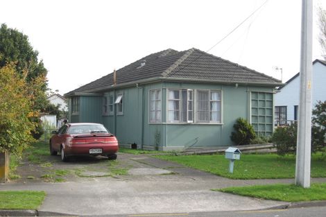 Photo of property in 8 Gibson Crescent, Naenae, Lower Hutt, 5011