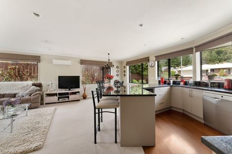 Photo of property in 19 Admiralty Place, Waikawa, Picton, 7220