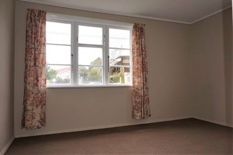 Photo of property in 8 Johnston Street, Foxton, 4814