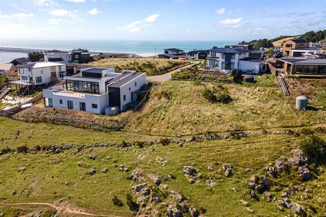 Photo of property in 11 Parkridge Place, Mount Pleasant, Christchurch, 8081