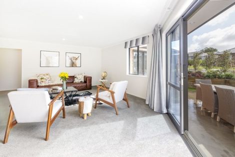 Photo of property in 9 Brian Cowley Place, Tuakau, 2121