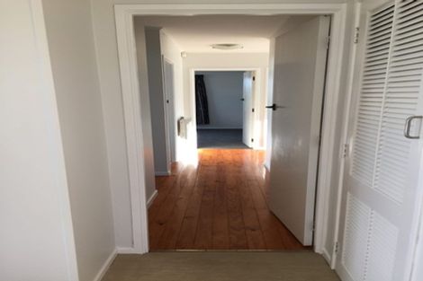 Photo of property in 44 Gossamer Drive, Pakuranga Heights, Auckland, 2010