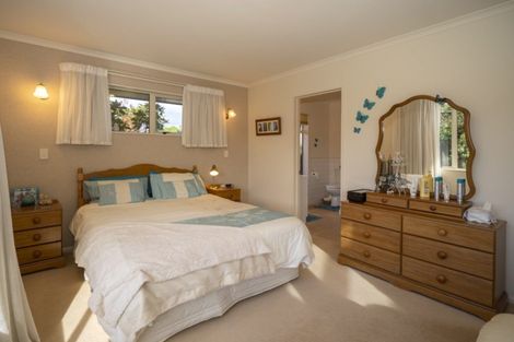 Photo of property in 17 Whiting Drive, Wakefield, 7025