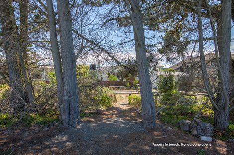 Photo of property in 39 Chamberlain Avenue, Amberley, 7481