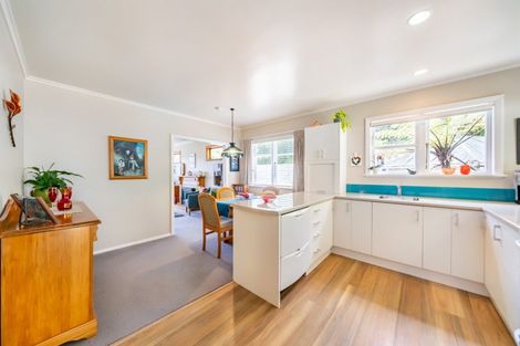 Photo of property in 58 Jocelyn Crescent, Pinehaven, Upper Hutt, 5019