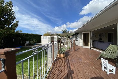 Photo of property in 9 Dalwhinnie Parade, Highland Park, Auckland, 2010