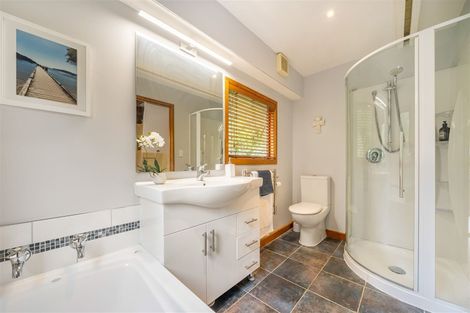 Photo of property in 30c Chatsworth Road, Silverstream, Upper Hutt, 5019